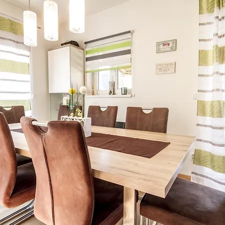 Lipno - Lakeside Village - Vetrnik Appartement