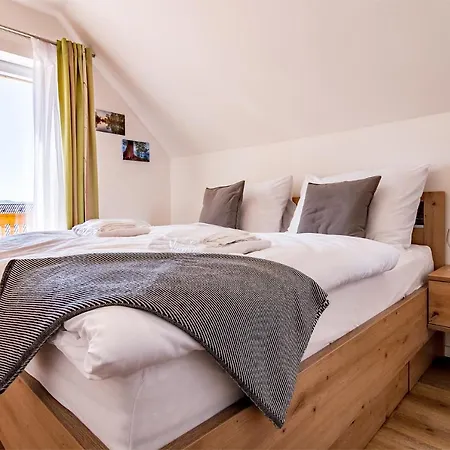 Lipno - Lakeside Village - Vetrnik Appartement *